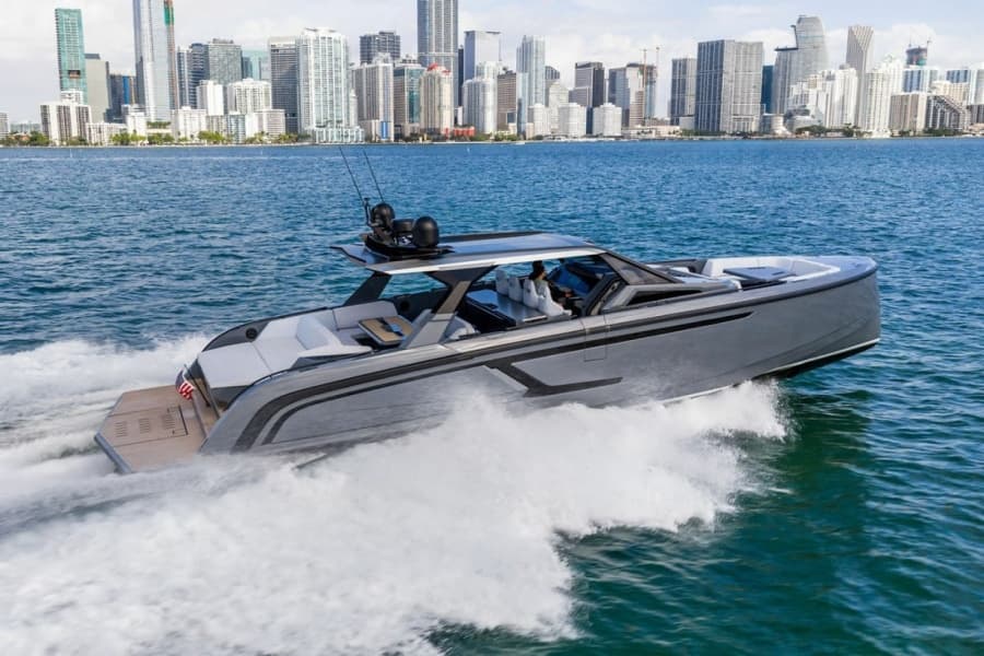 2024 Vanquish Yachts VQ55 - Photo 7