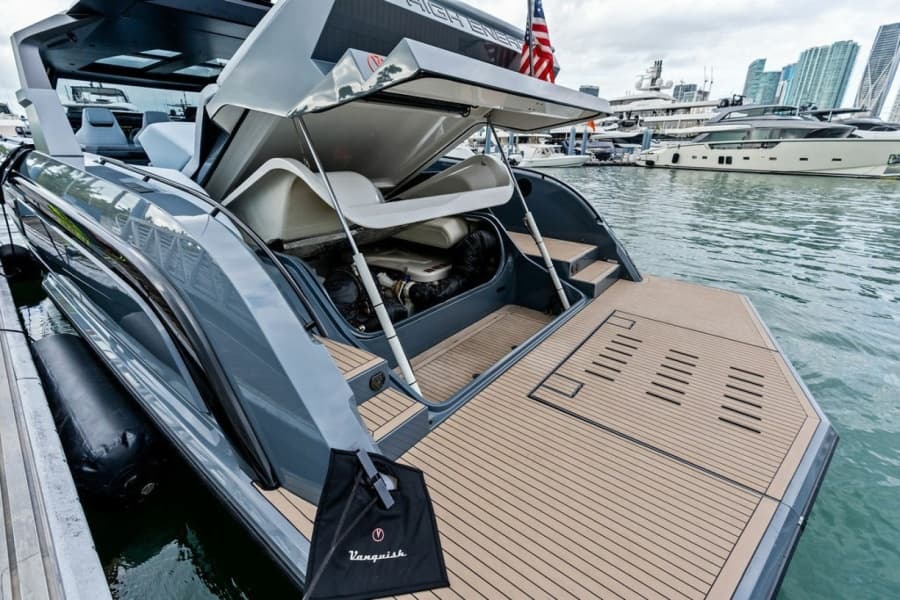 2024 Vanquish Yachts VQ55 - Photo 11