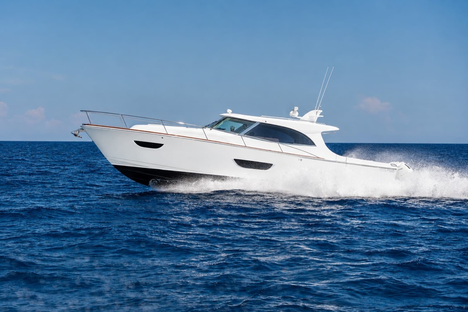 2025 ECLIPSE 505 Shadow - Photo 1