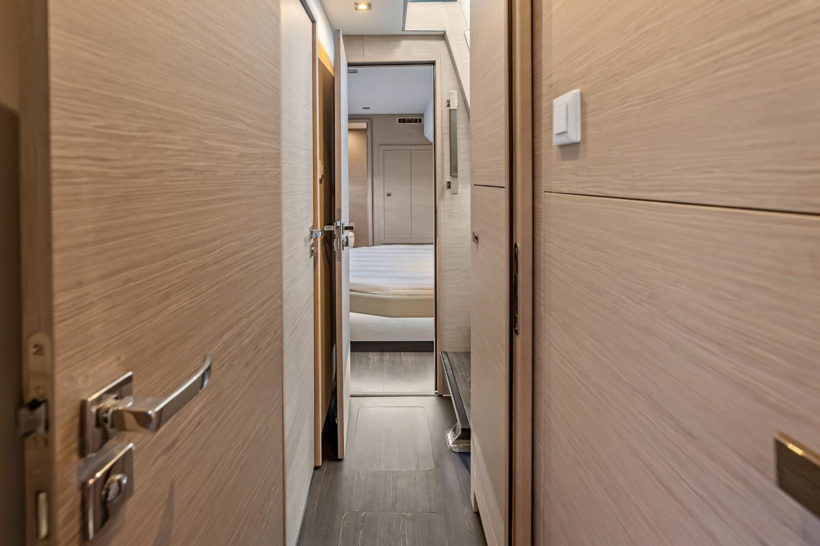 2024 Fountaine Pajot MY6 - Photo 50