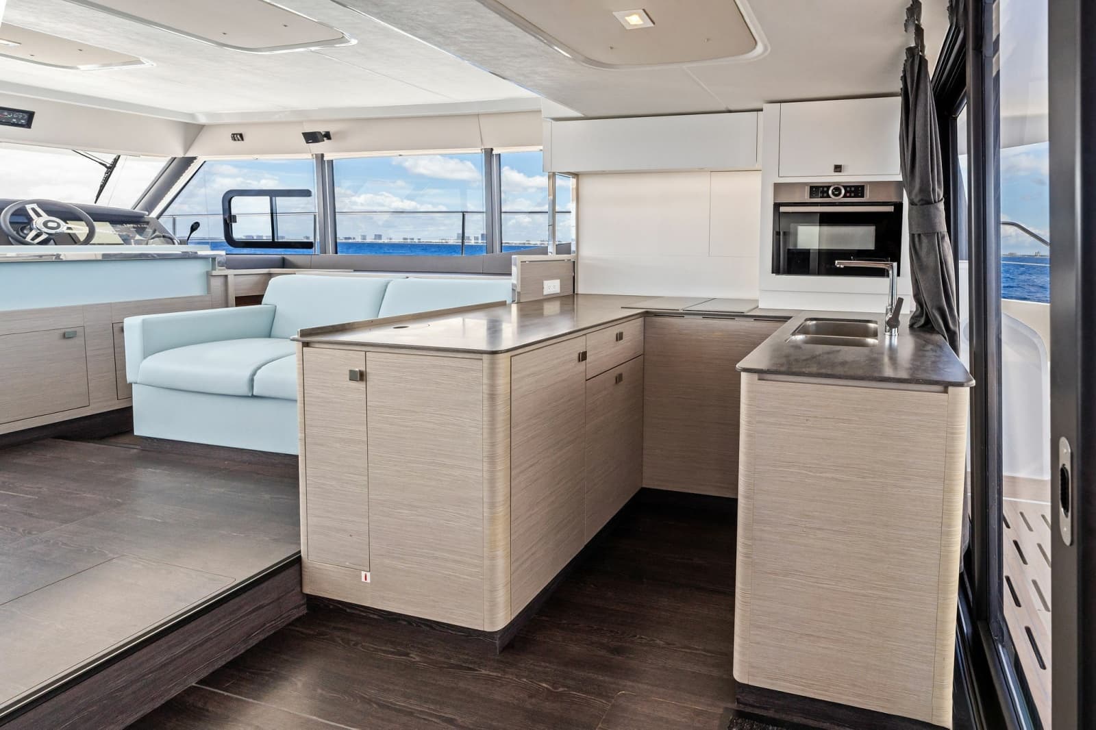 2024 Fountaine Pajot MY6 - Photo 43
