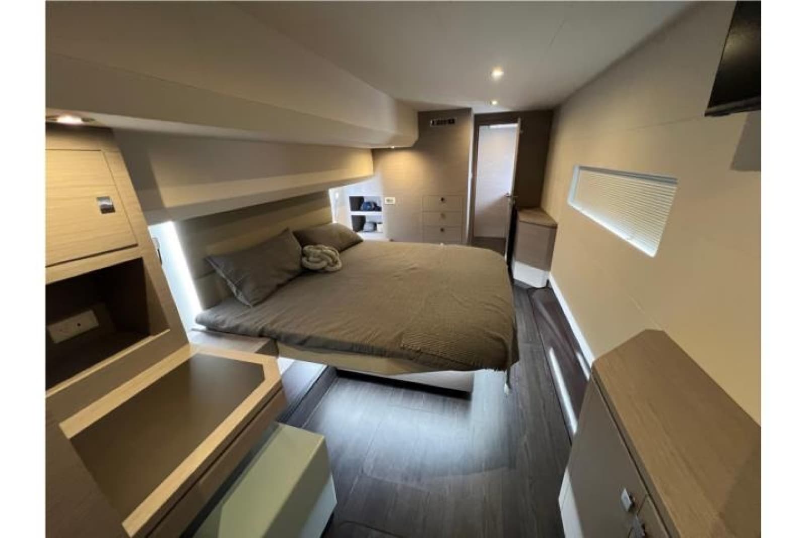 2024 Fountaine Pajot MY6 - Photo 21
