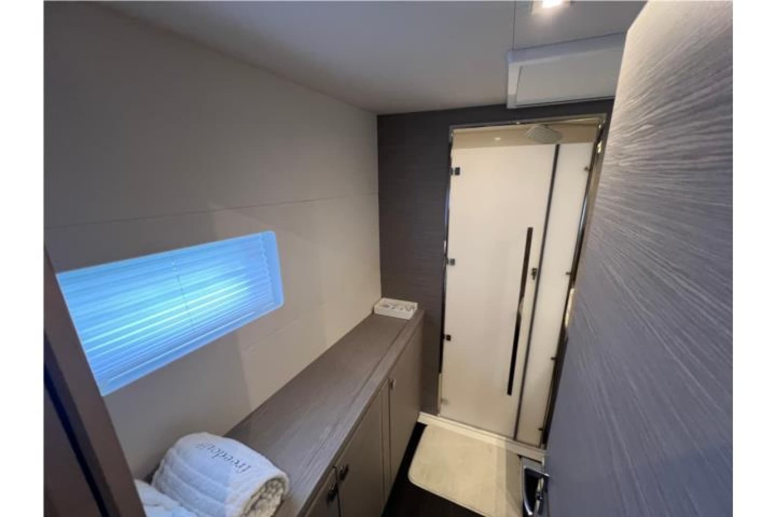 2024 Fountaine Pajot MY6 - Photo 22