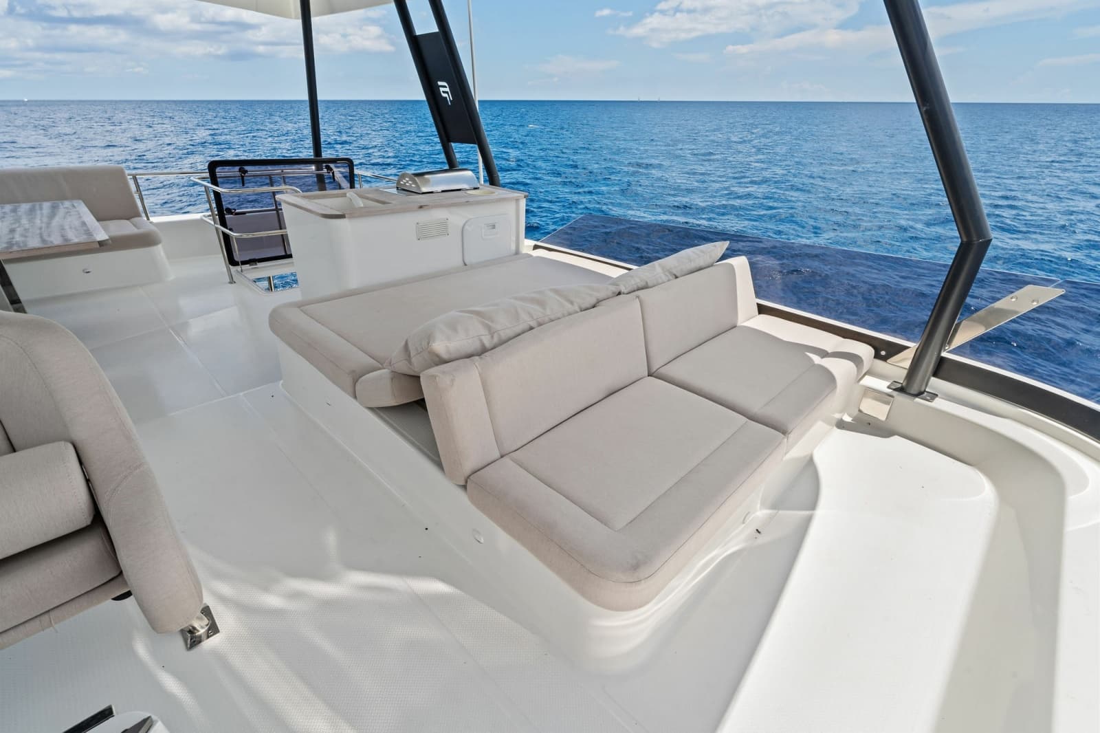 2024 Fountaine Pajot MY6 - Photo 30