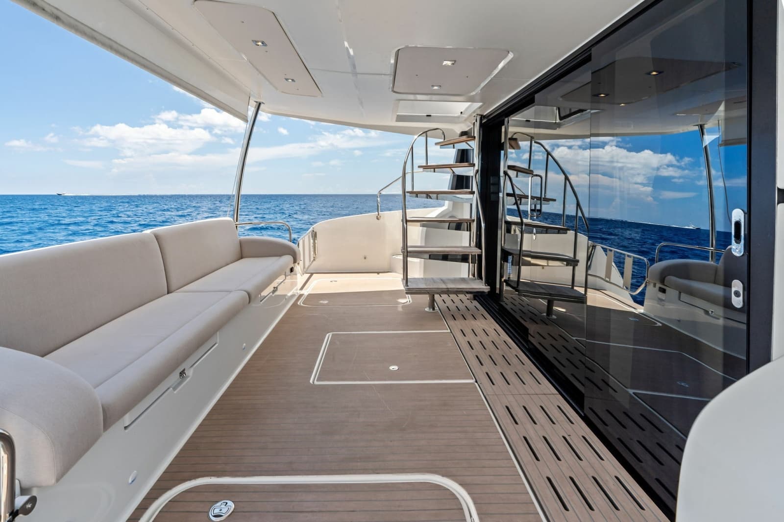 2024 Fountaine Pajot MY6 - Photo 34