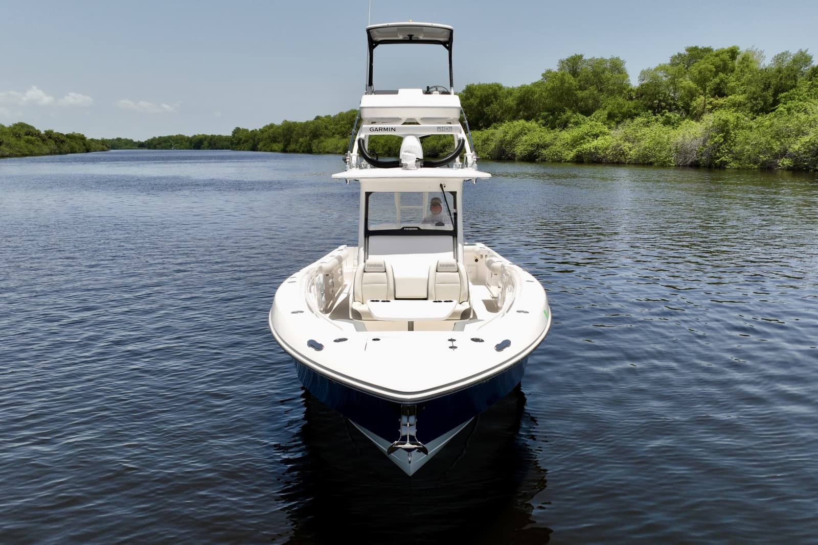 2017 Everglades 355 CC - Photo 6