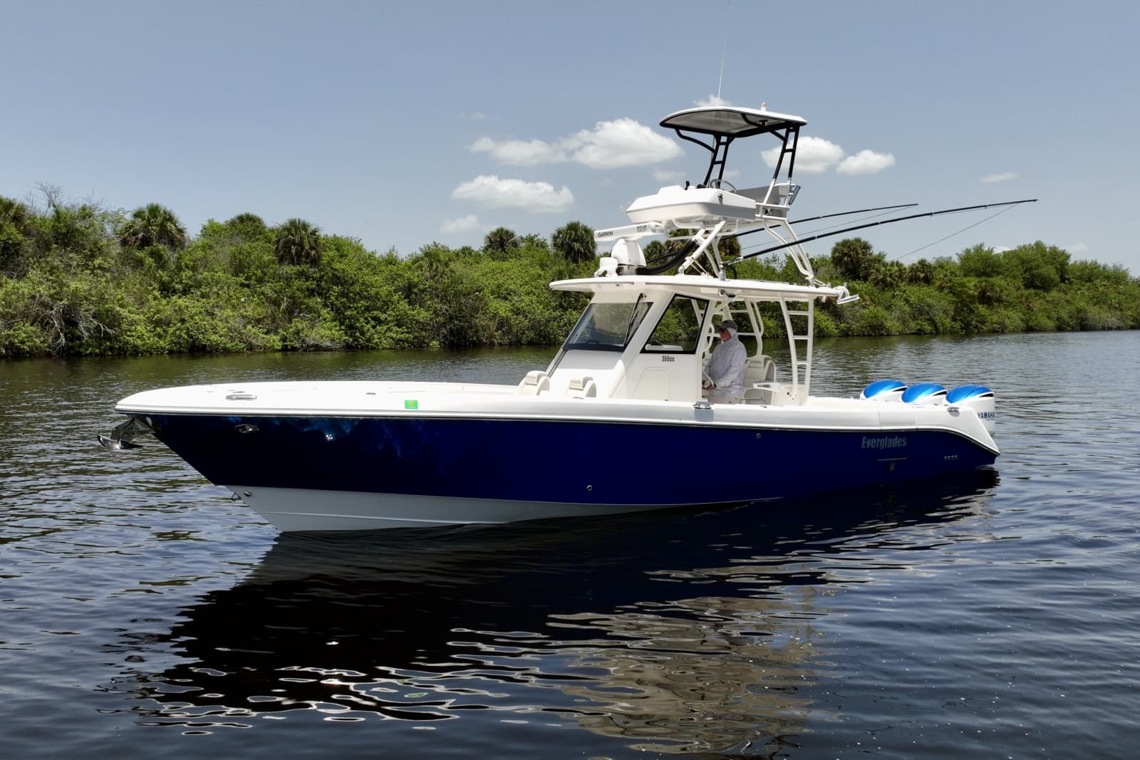 2017 Everglades 355 CC - Photo 5