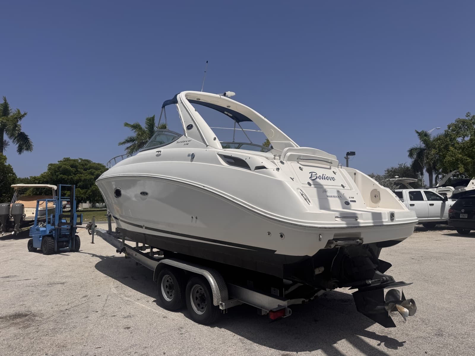 2009 Sea Ray 270 Sundancer - Photo 9