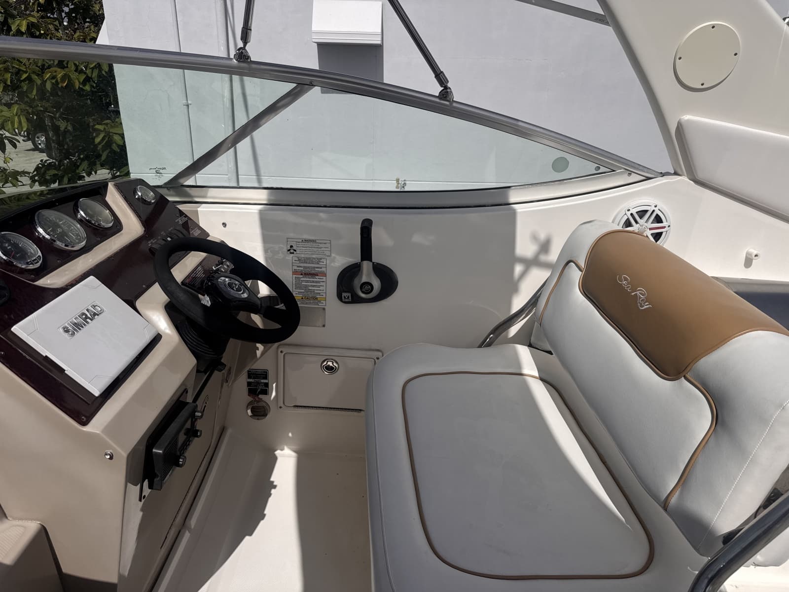 2009 Sea Ray 270 Sundancer - Photo 15