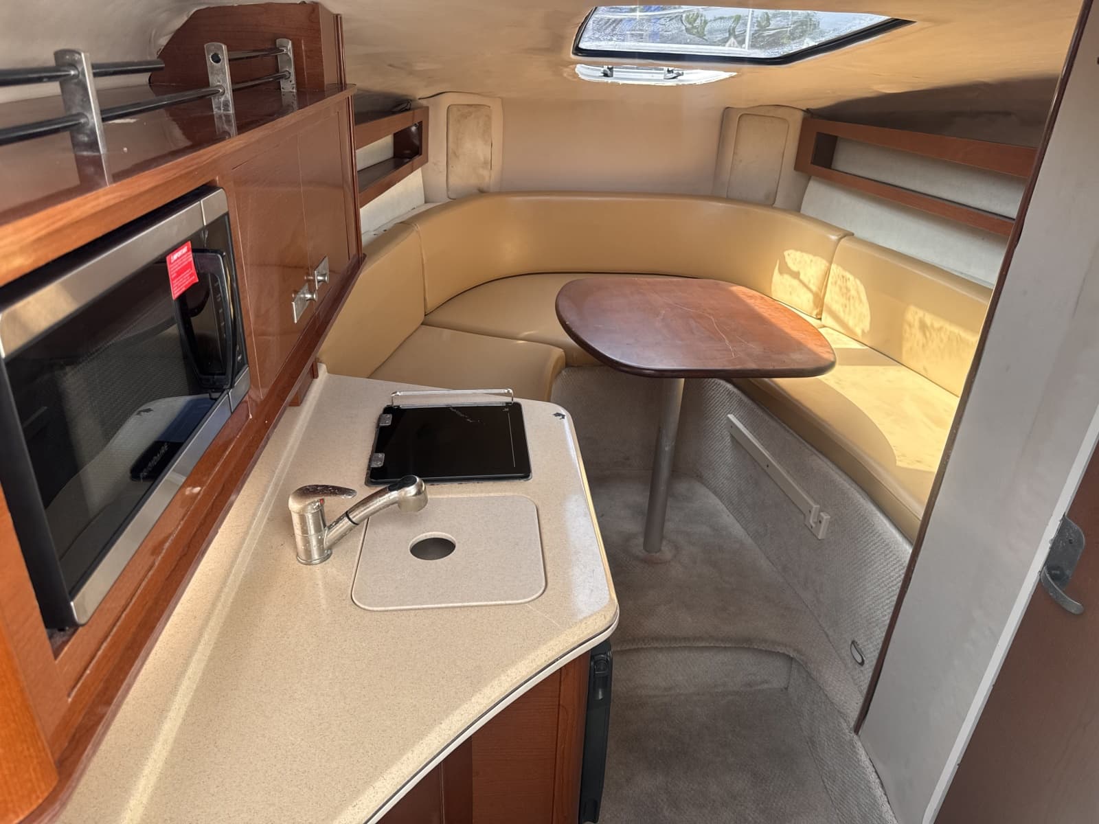 2009 Sea Ray 270 Sundancer - Photo 19
