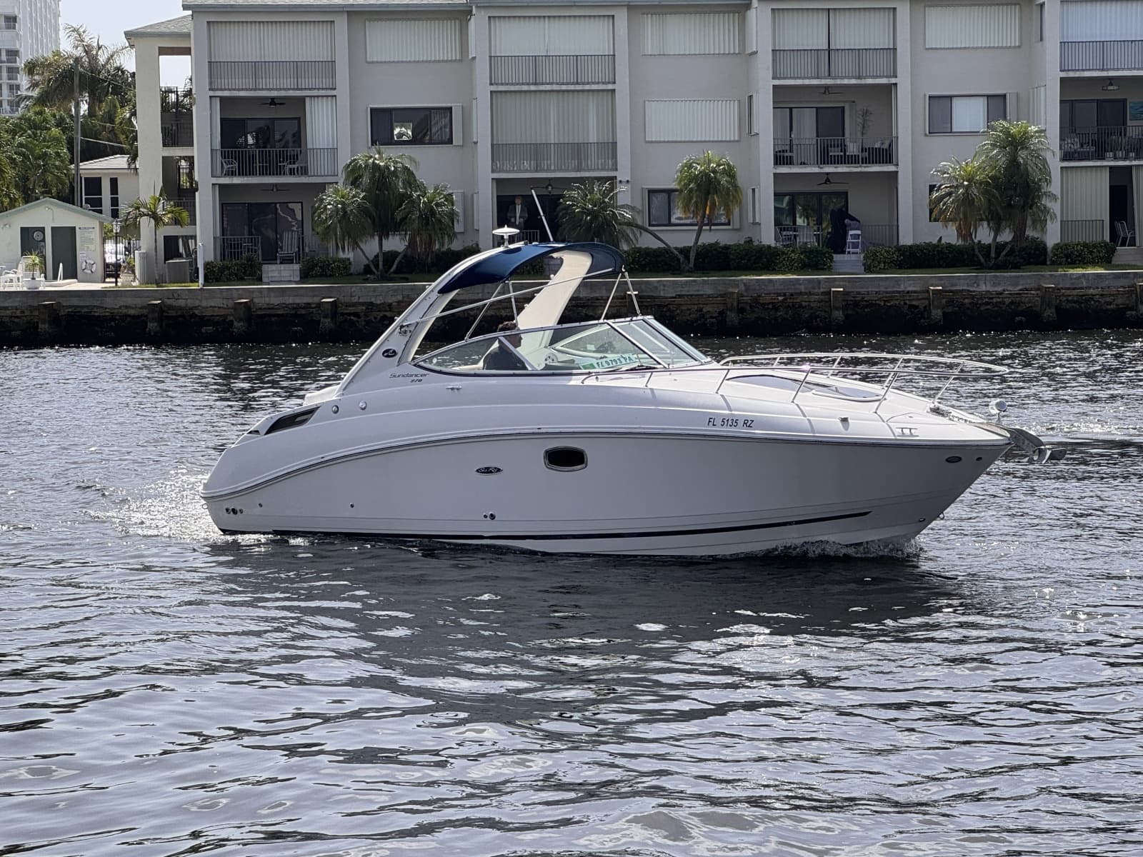 2009 Sea Ray 270 Sundancer - Photo 4
