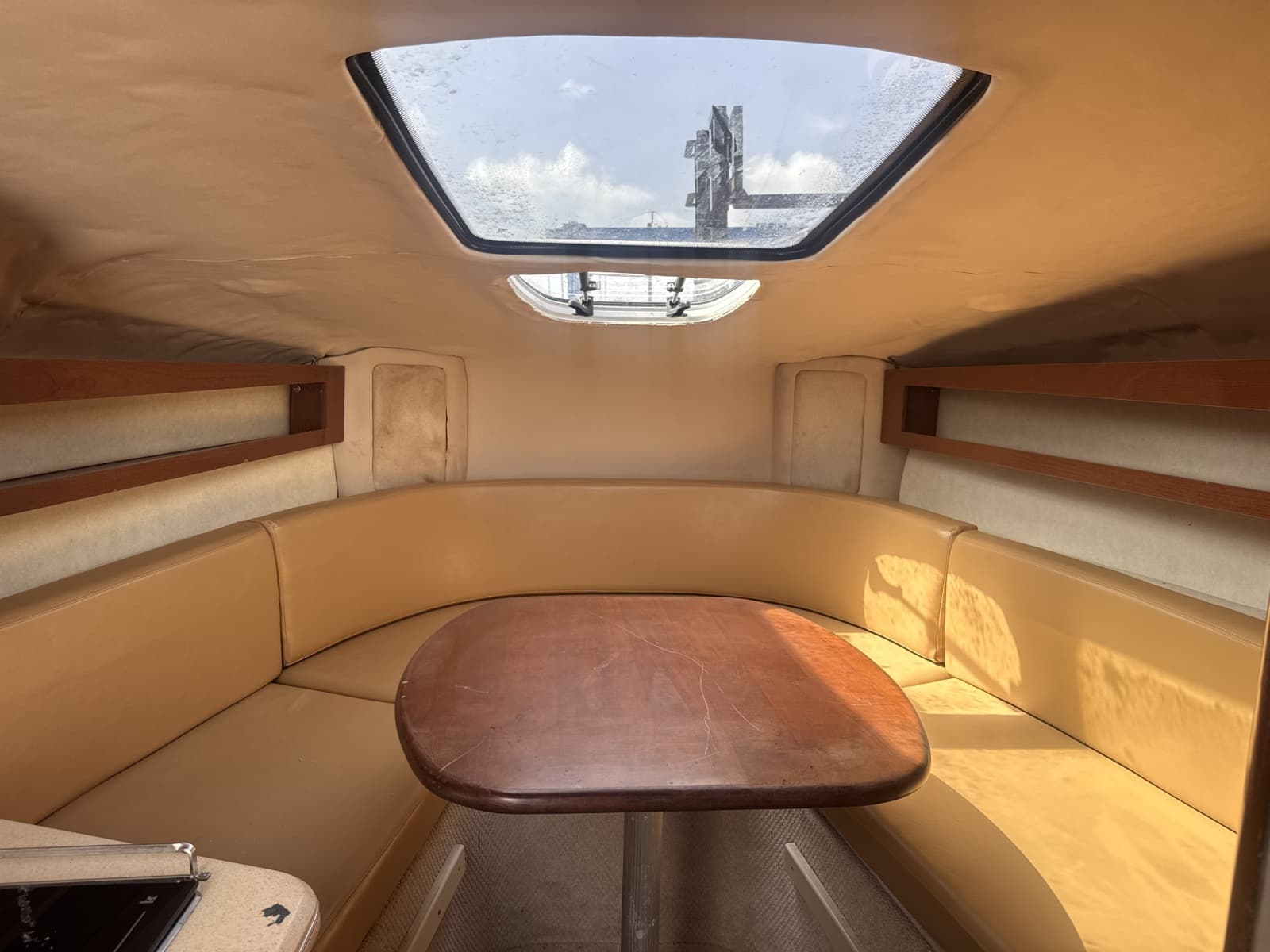 2009 Sea Ray 270 Sundancer - Photo 21
