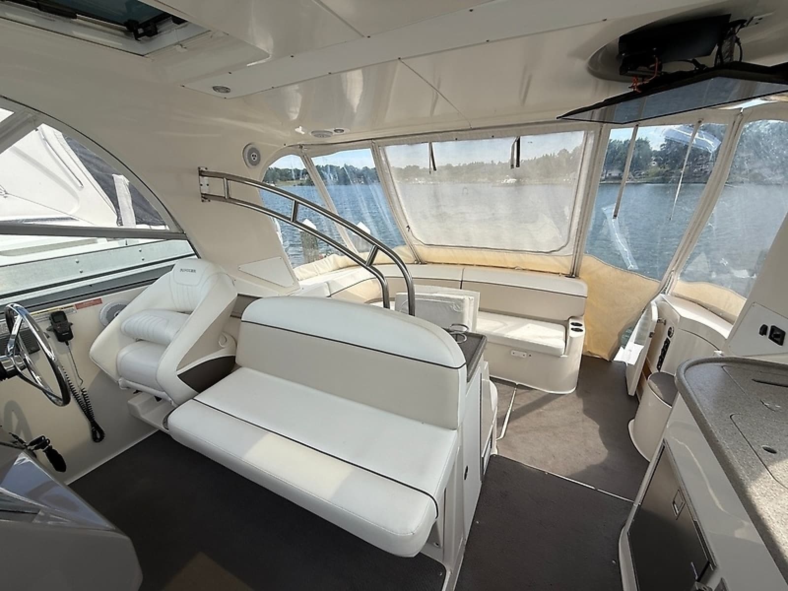 2007 Rinker 420 Express Cruiser - Photo 59