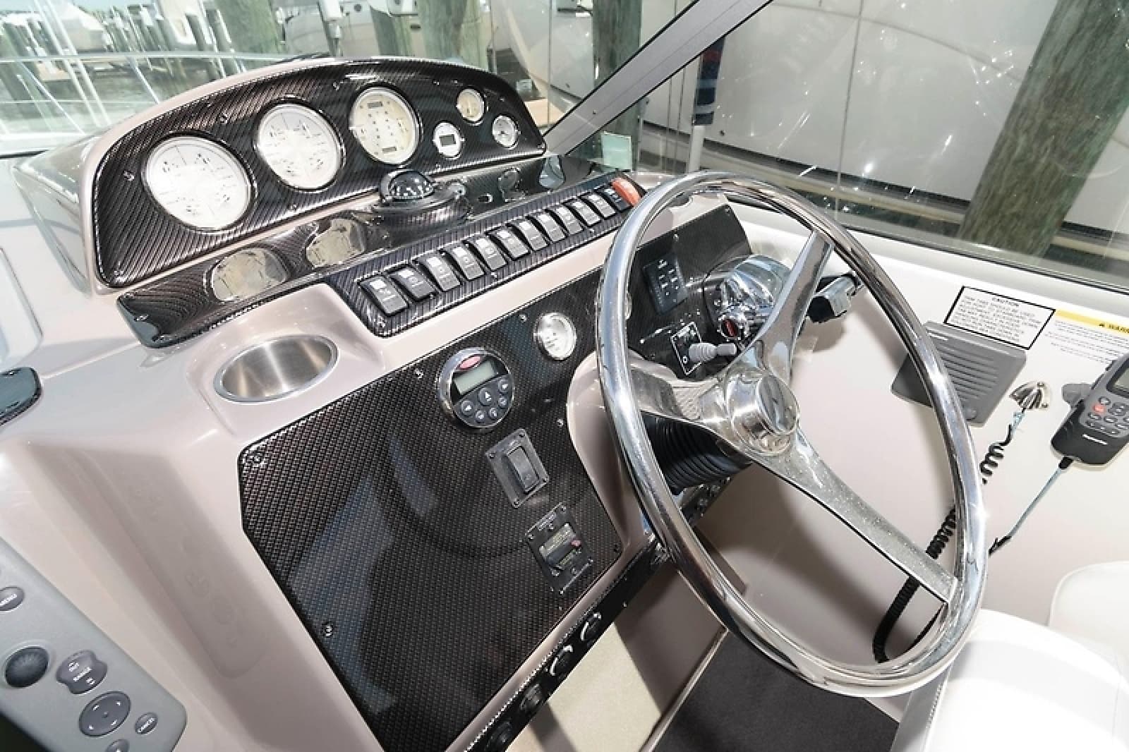 2007 Rinker 420 Express Cruiser - Photo 22