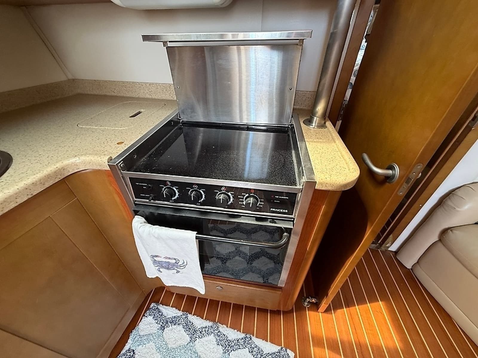 2007 Rinker 420 Express Cruiser - Photo 55