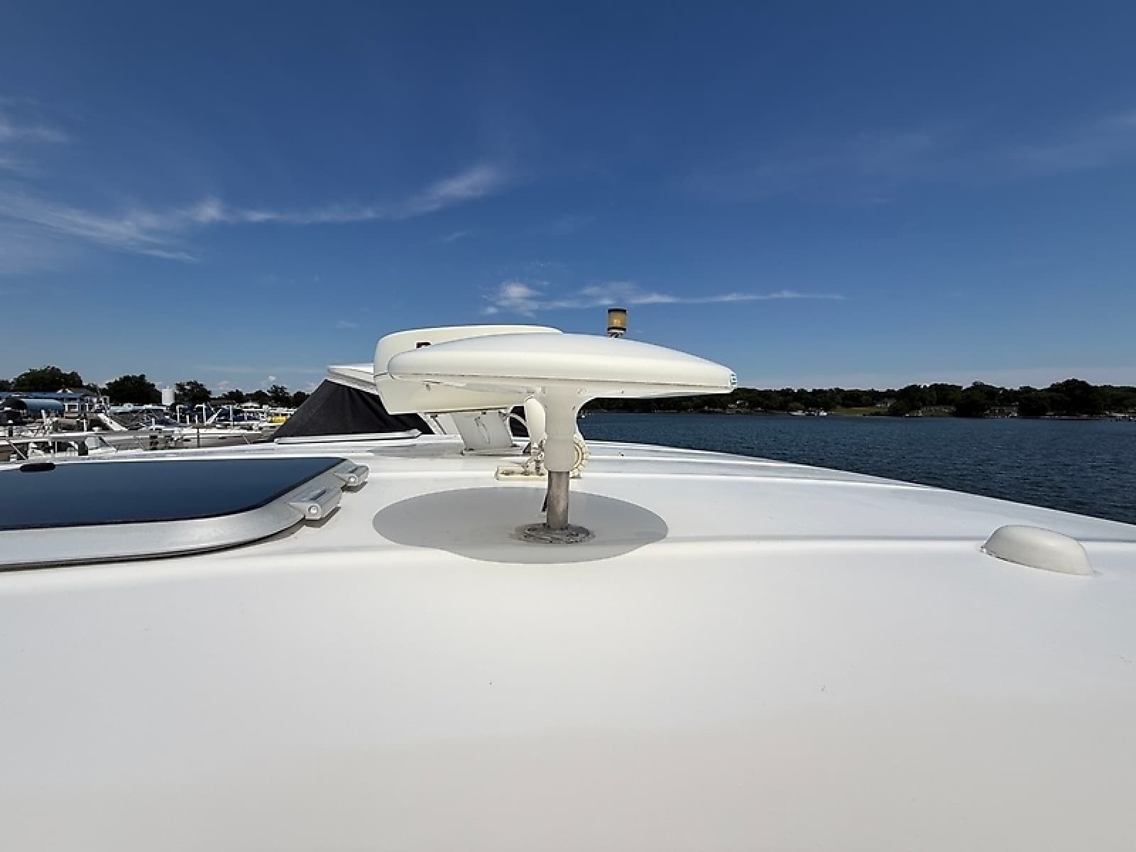 2007 Rinker 420 Express Cruiser - Photo 63