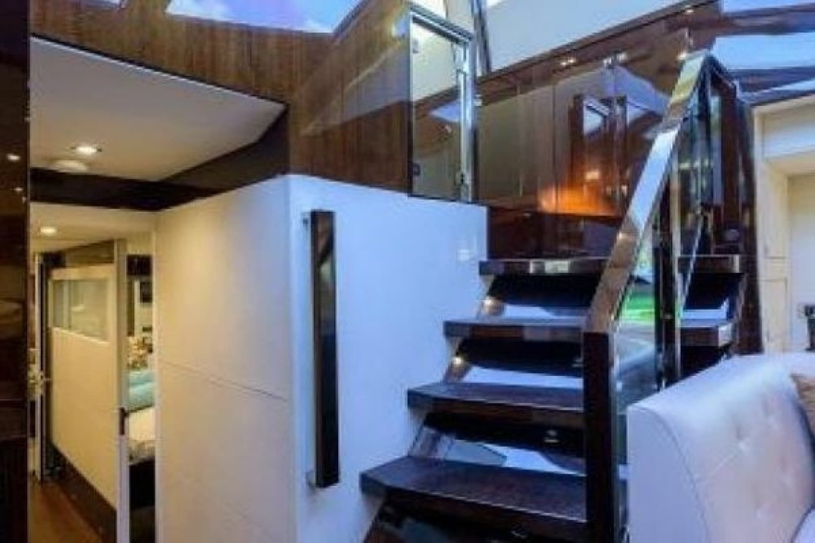 2012 Lazzara Yachts LSX 95 Flybridge - Photo 24