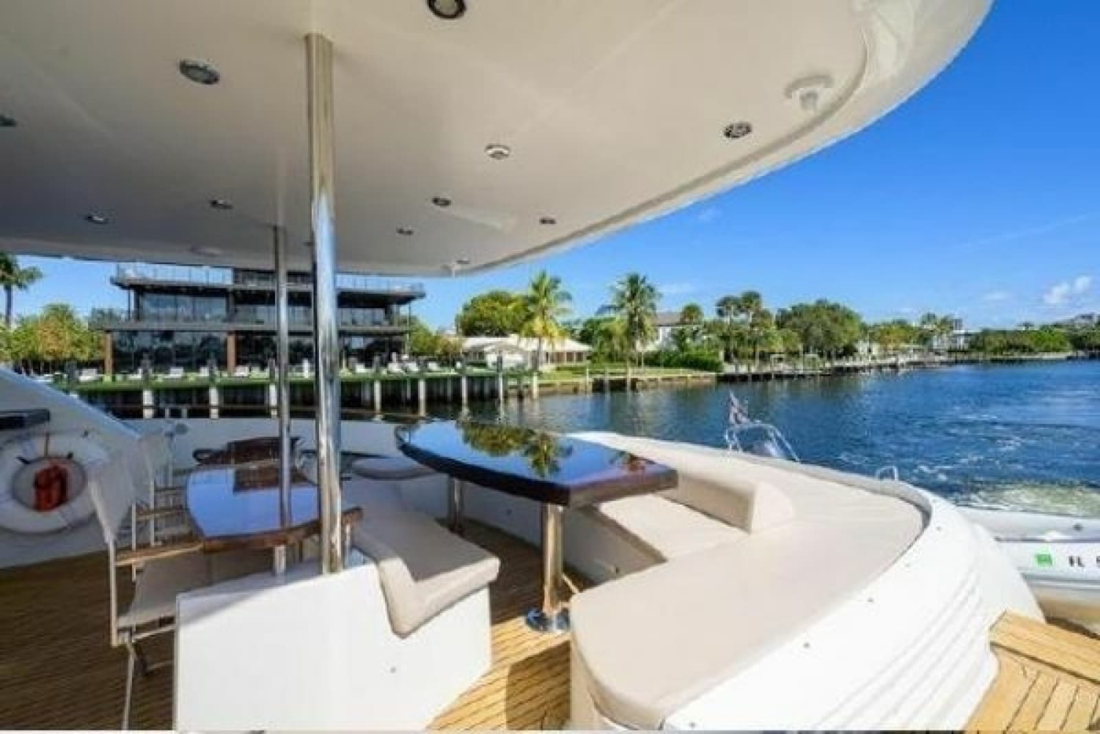 2012 Lazzara Yachts LSX 95 Flybridge - Photo 66