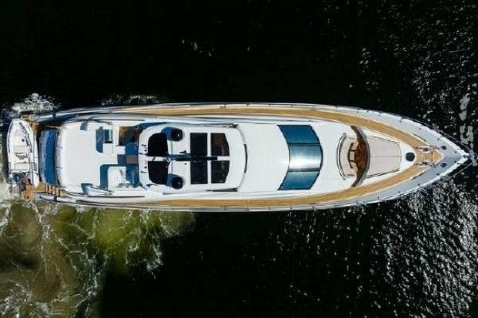 2012 Lazzara Yachts LSX 95 Flybridge - Photo 2