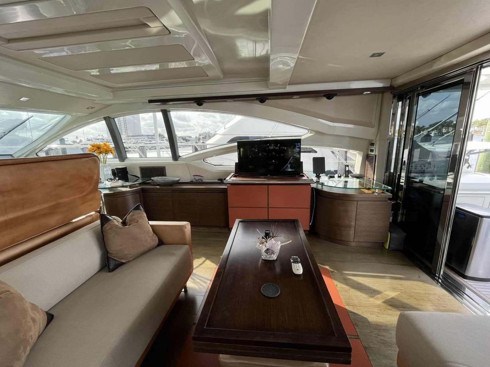 2008 Azimut 62S - Photo 11