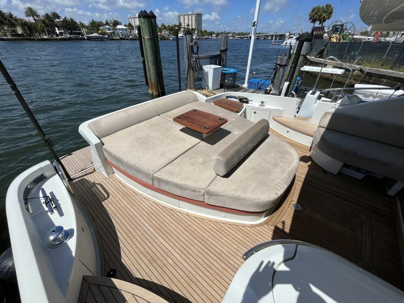 2008 Azimut 62S - Photo 8