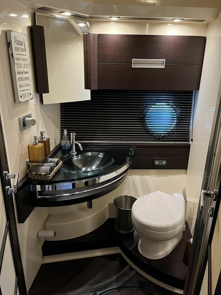 2008 Azimut 62S - Photo 31
