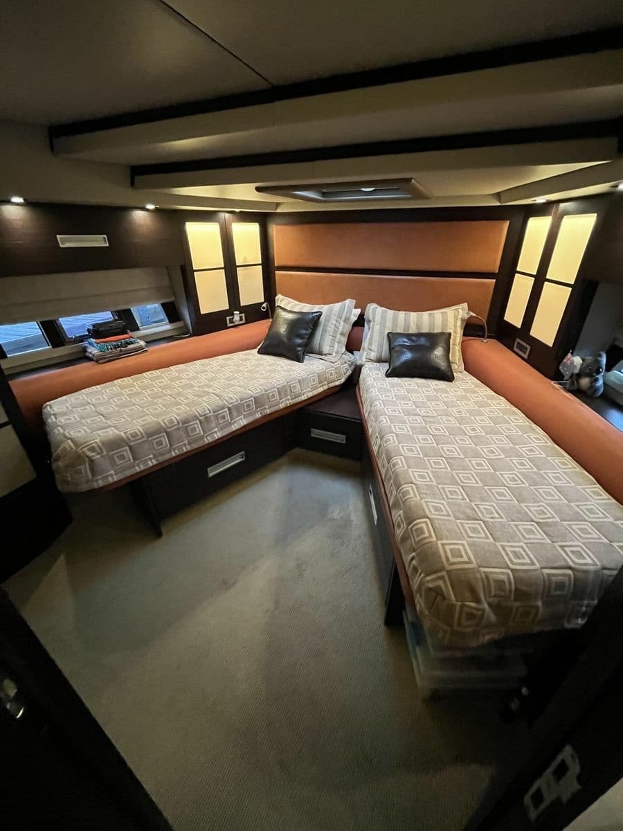 2008 Azimut 62S - Photo 34