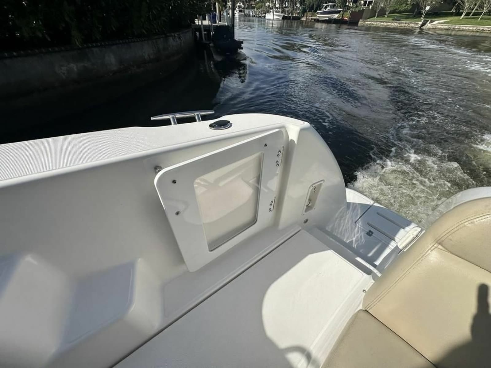 2008 Tiara Yachts 3500 Sovran - Photo 14
