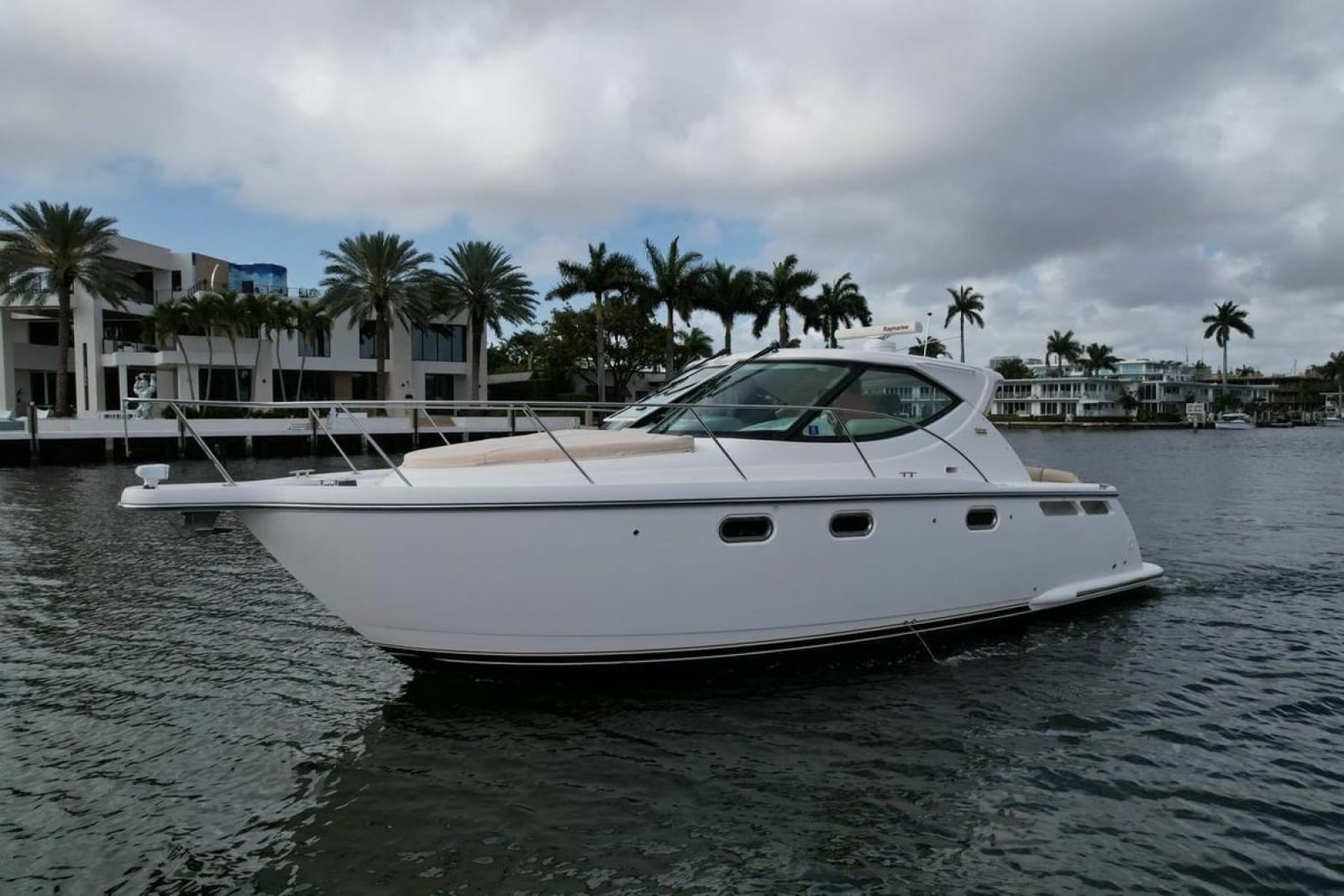 2008 Tiara Yachts 3500 Sovran - Photo 73