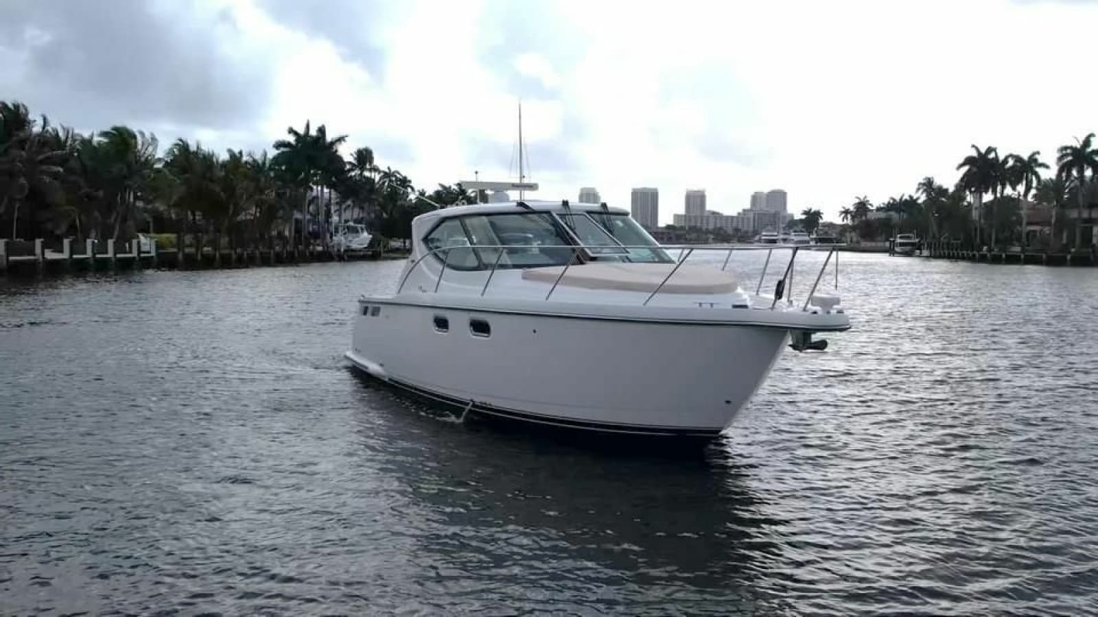 2008 Tiara Yachts 3500 Sovran - Photo 67