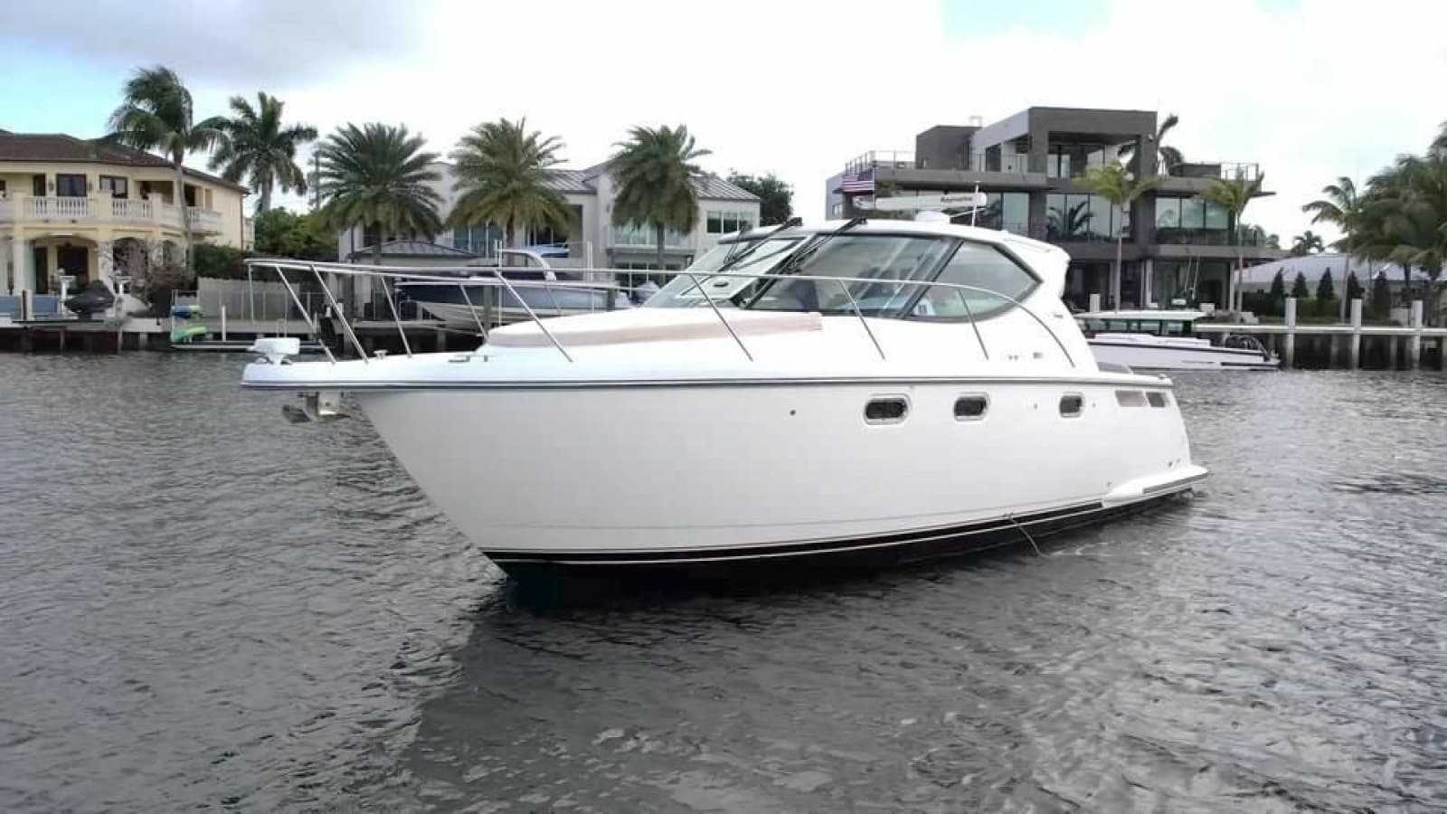 2008 Tiara Yachts 3500 Sovran - Photo 69
