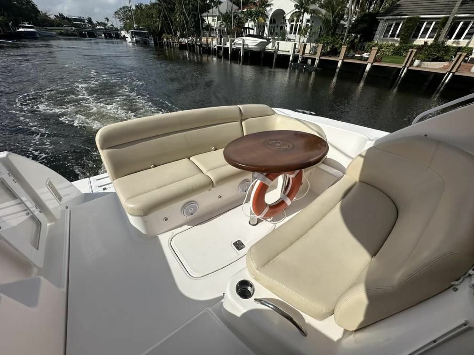 2008 Tiara Yachts 3500 Sovran - Photo 8