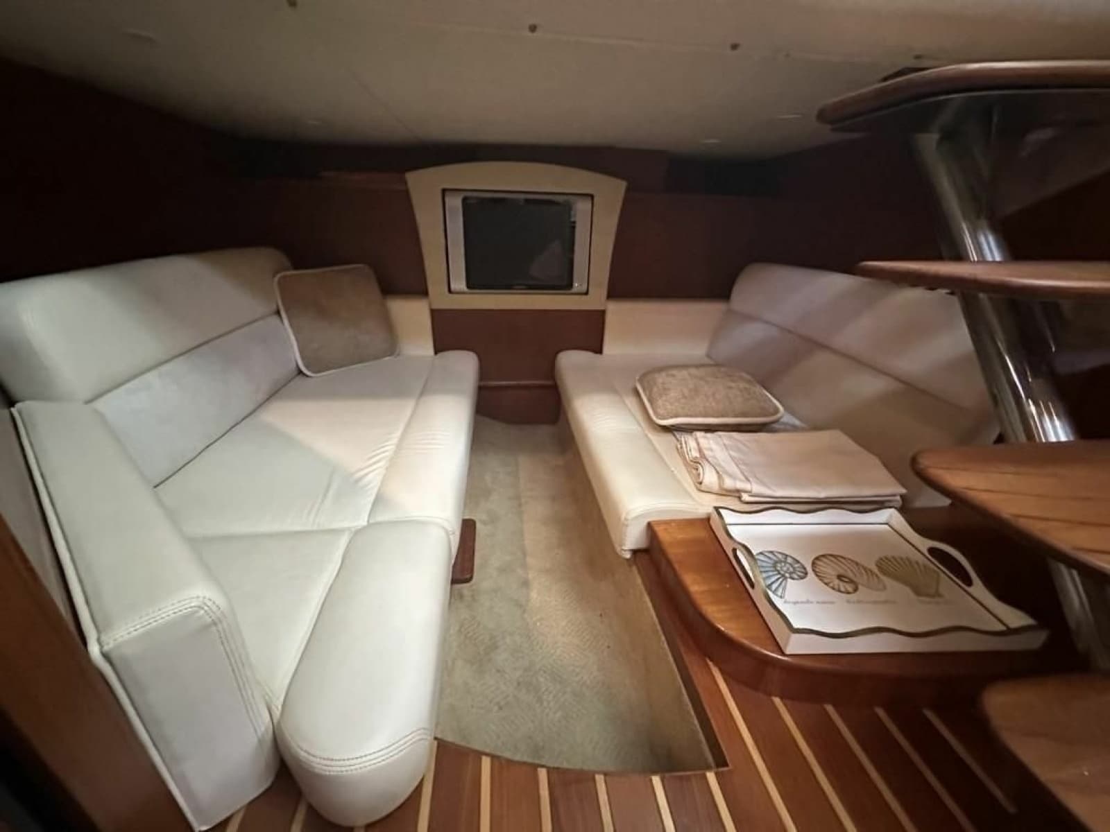 2008 Tiara Yachts 3500 Sovran - Photo 20