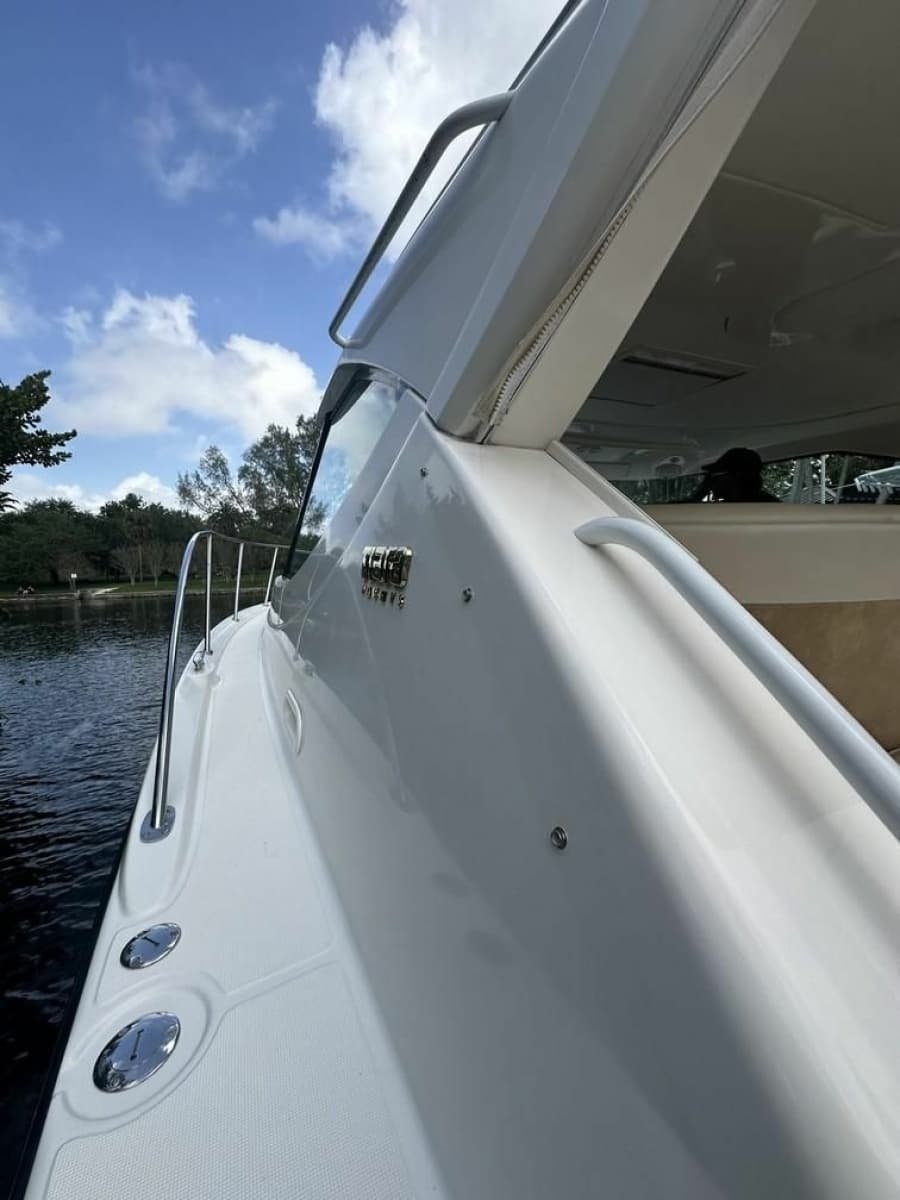 2008 Tiara Yachts 3500 Sovran - Photo 31