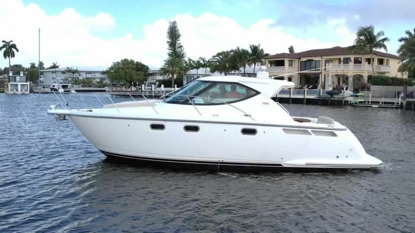 2008 Tiara Yachts 3500 Sovran - Photo 70
