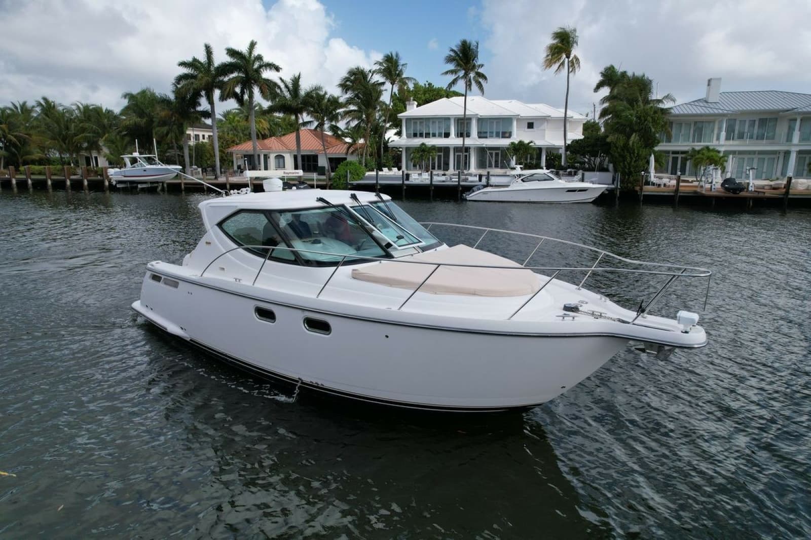 2008 Tiara Yachts 3500 Sovran - Photo 1