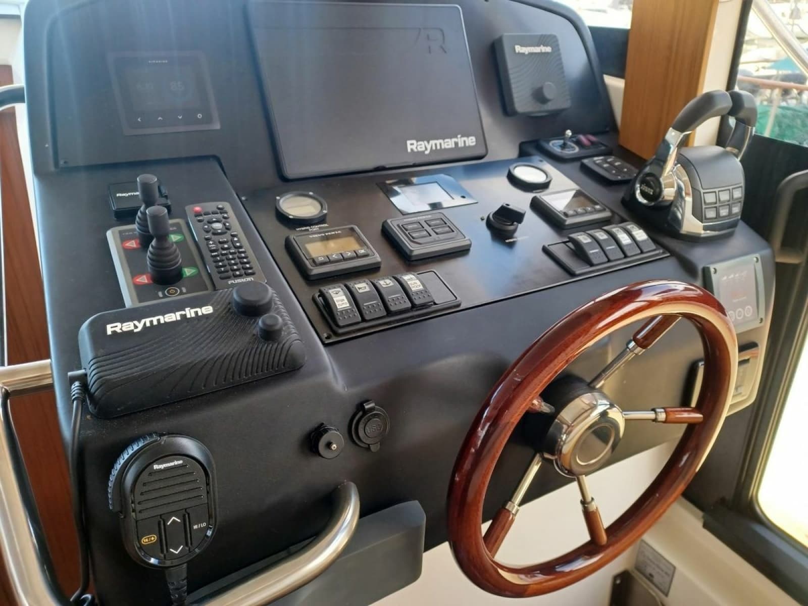 2020 Greenline 40 - Photo 7
