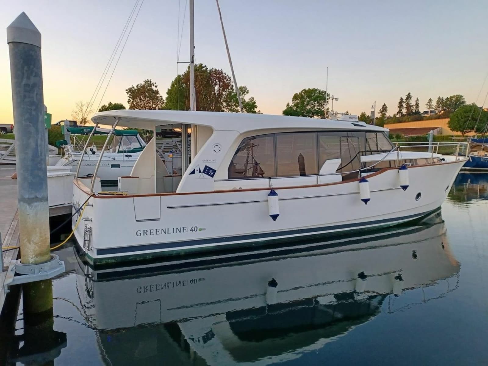 2020 Greenline 40 - Photo 2