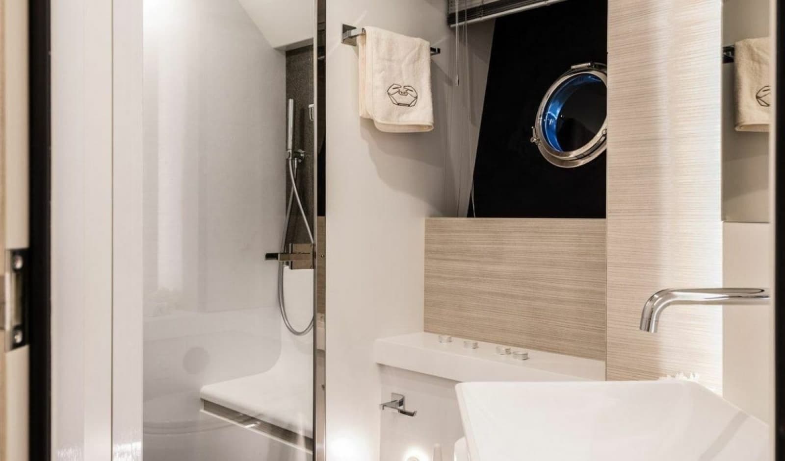 2019 Cranchi E 52S Evoluzione - Photo 22