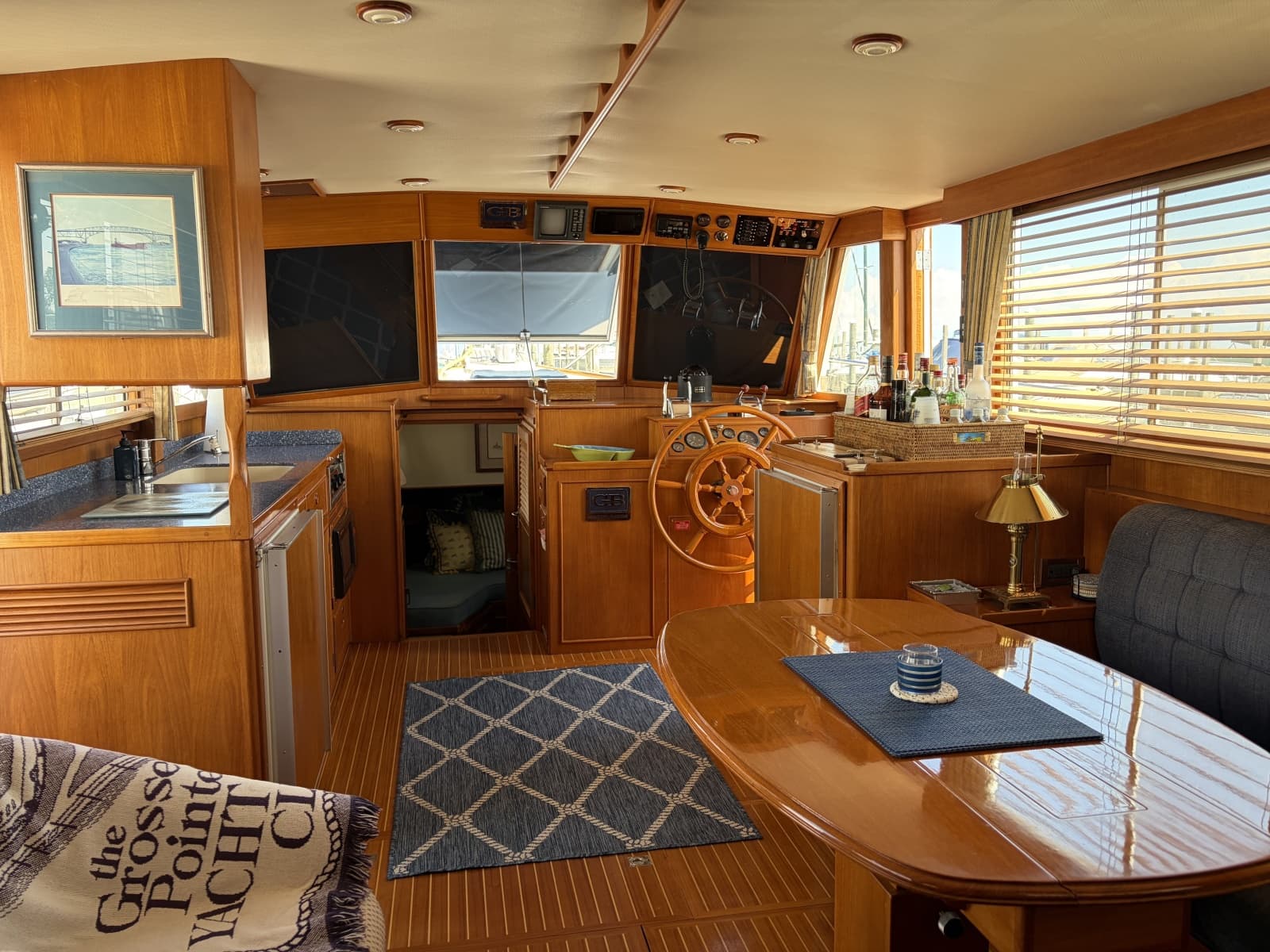 2001 Grand Banks  - Photo 15