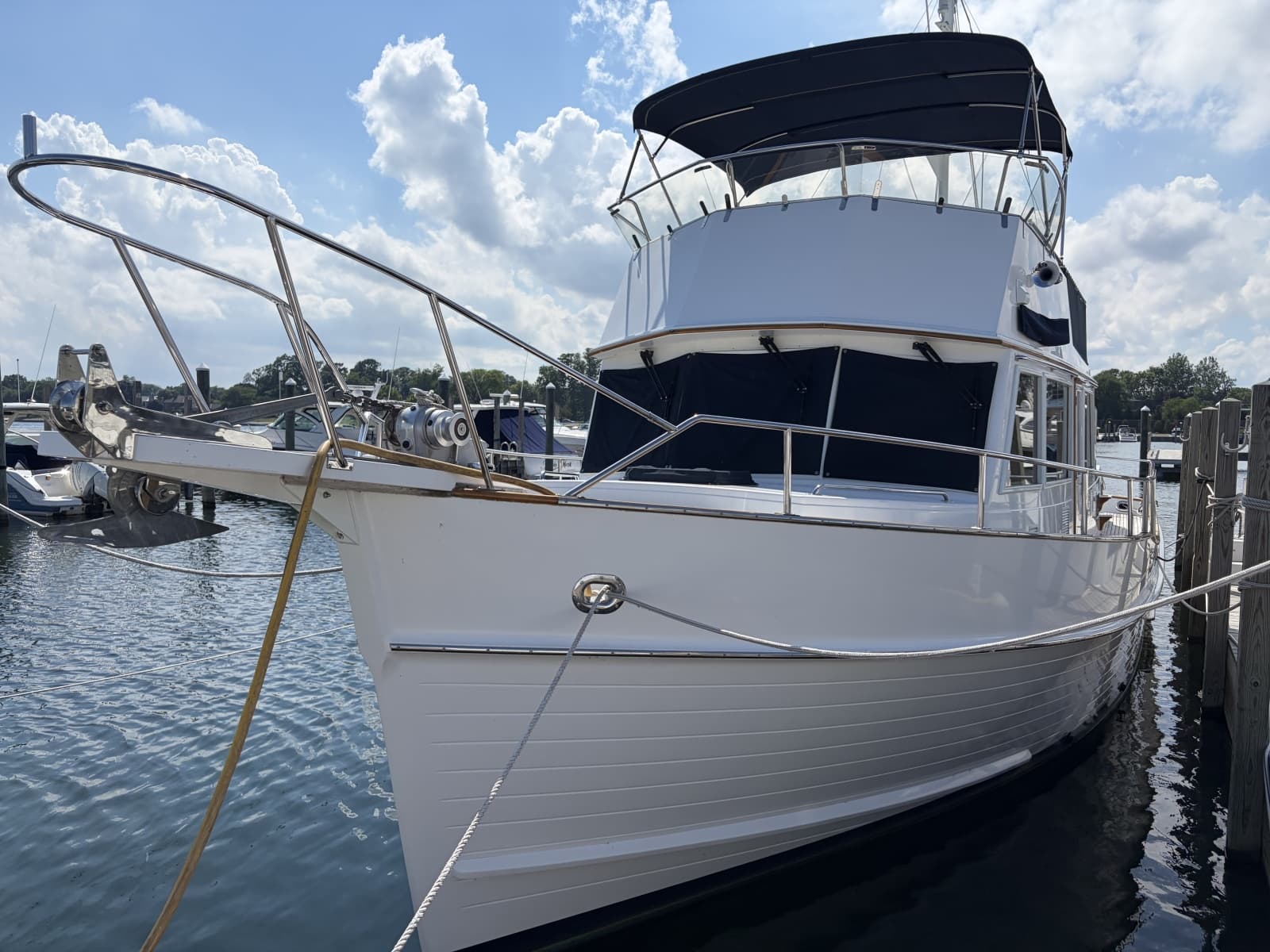 2001 Grand Banks  - Photo 3