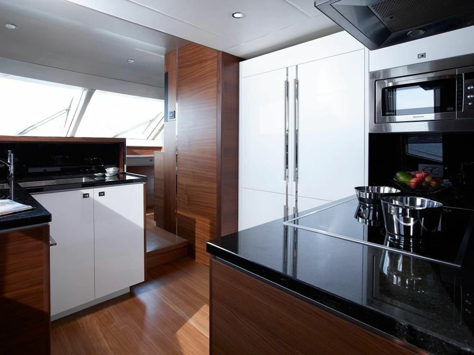 2015 Princess 88 Flybridge Motor Yacht - Photo 15