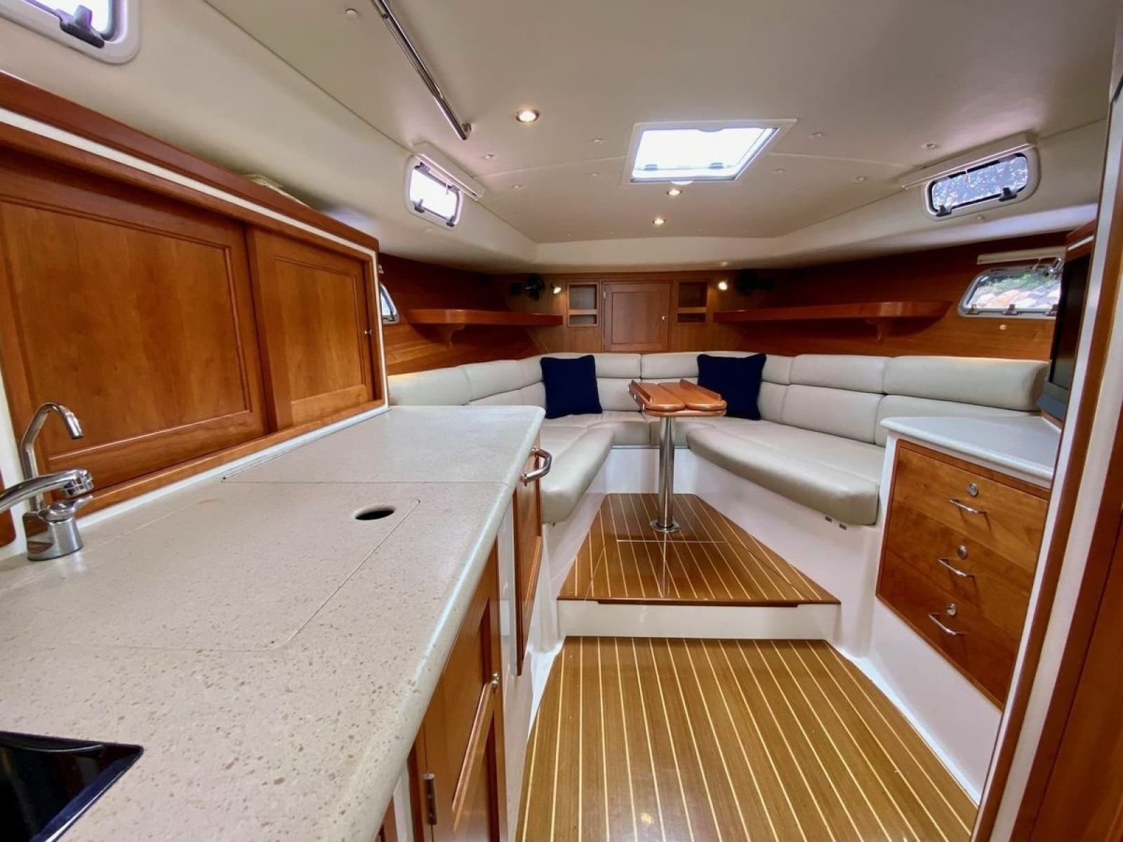 2013 MJM 36z - Photo 20