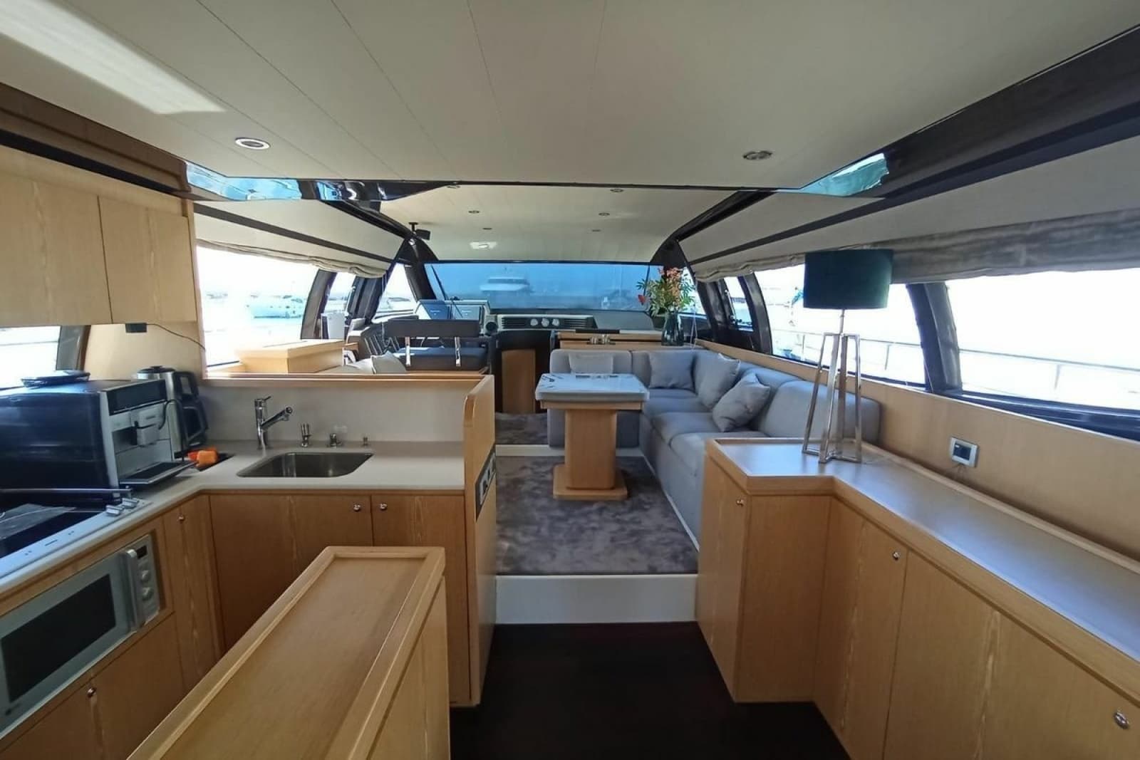 2010 Ferretti Yachts 560 - Photo 6