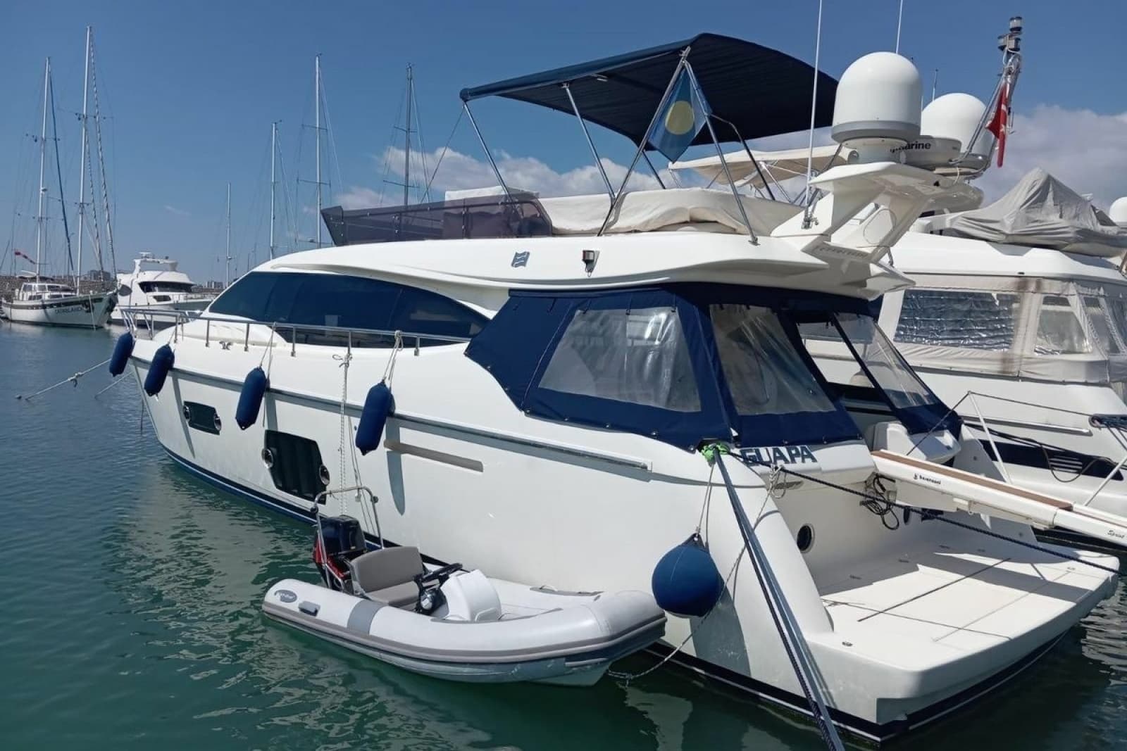 2010 Ferretti Yachts 560 - Photo 3
