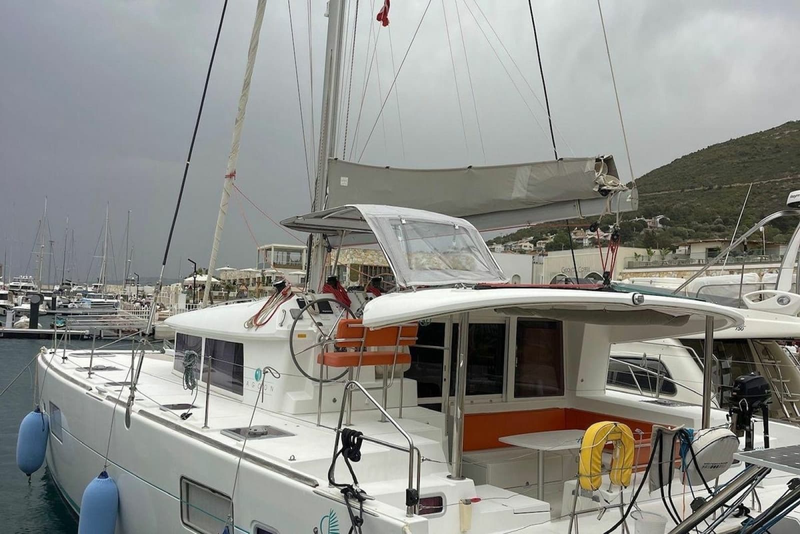 2010 Lagoon 400 S2 - Photo 13