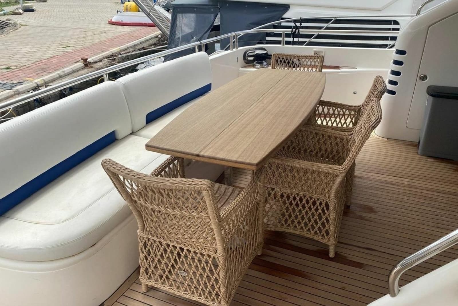 2008 Princess 75 Motor Yacht - Photo 6
