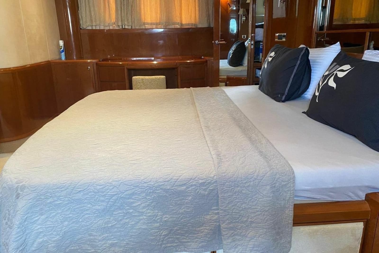 2008 Princess 75 Motor Yacht - Photo 37