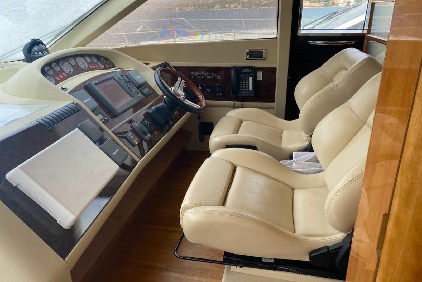 2008 Princess 75 Motor Yacht - Photo 27