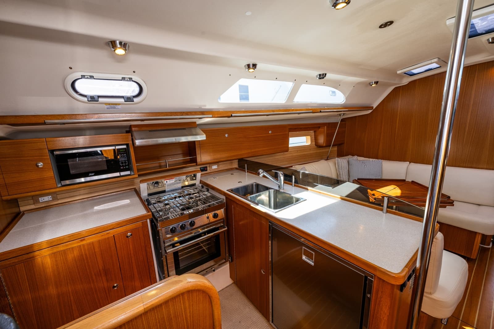 2024 Catalina 445 - Photo 14